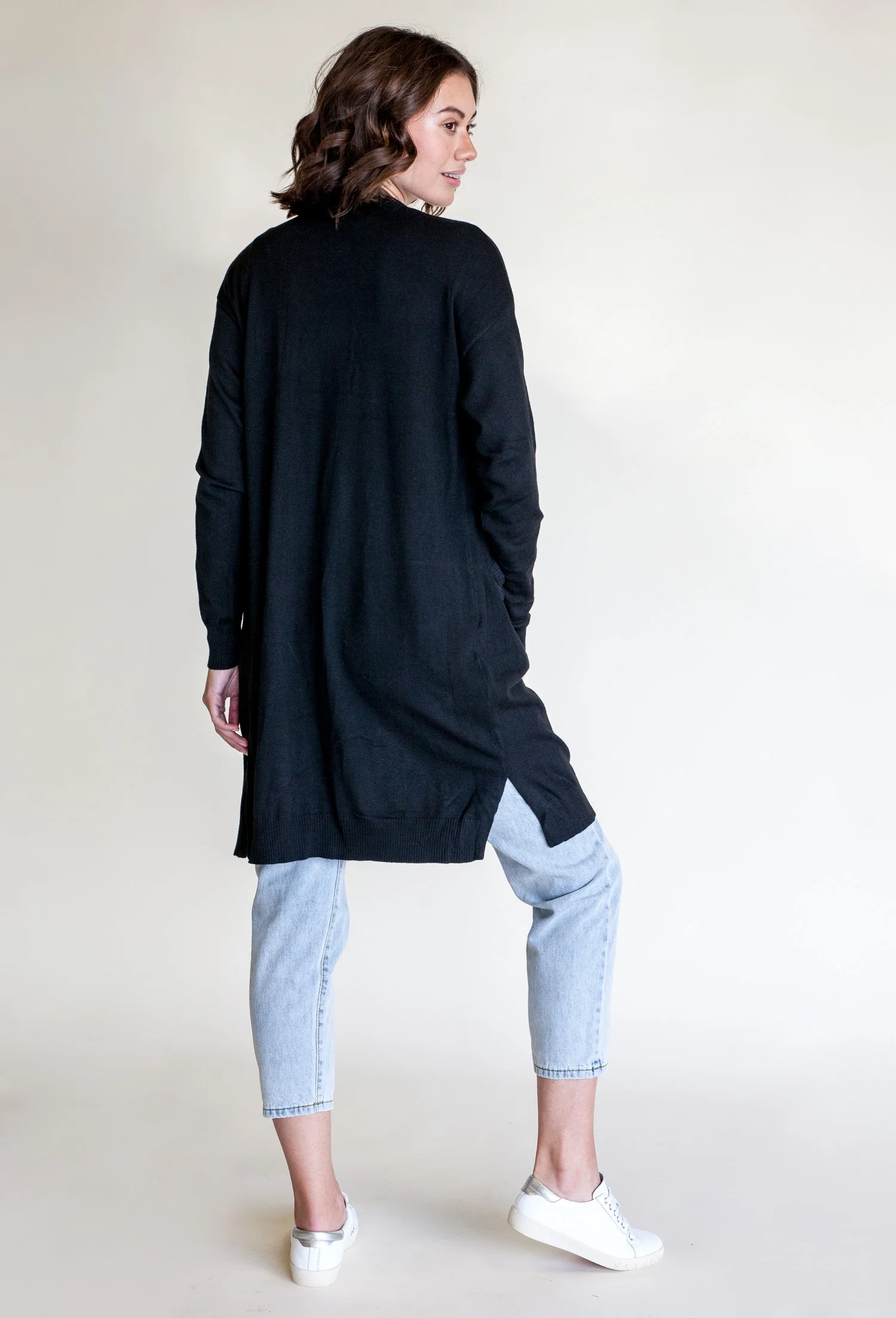Cozy Sunday Cardi Black - Image 3