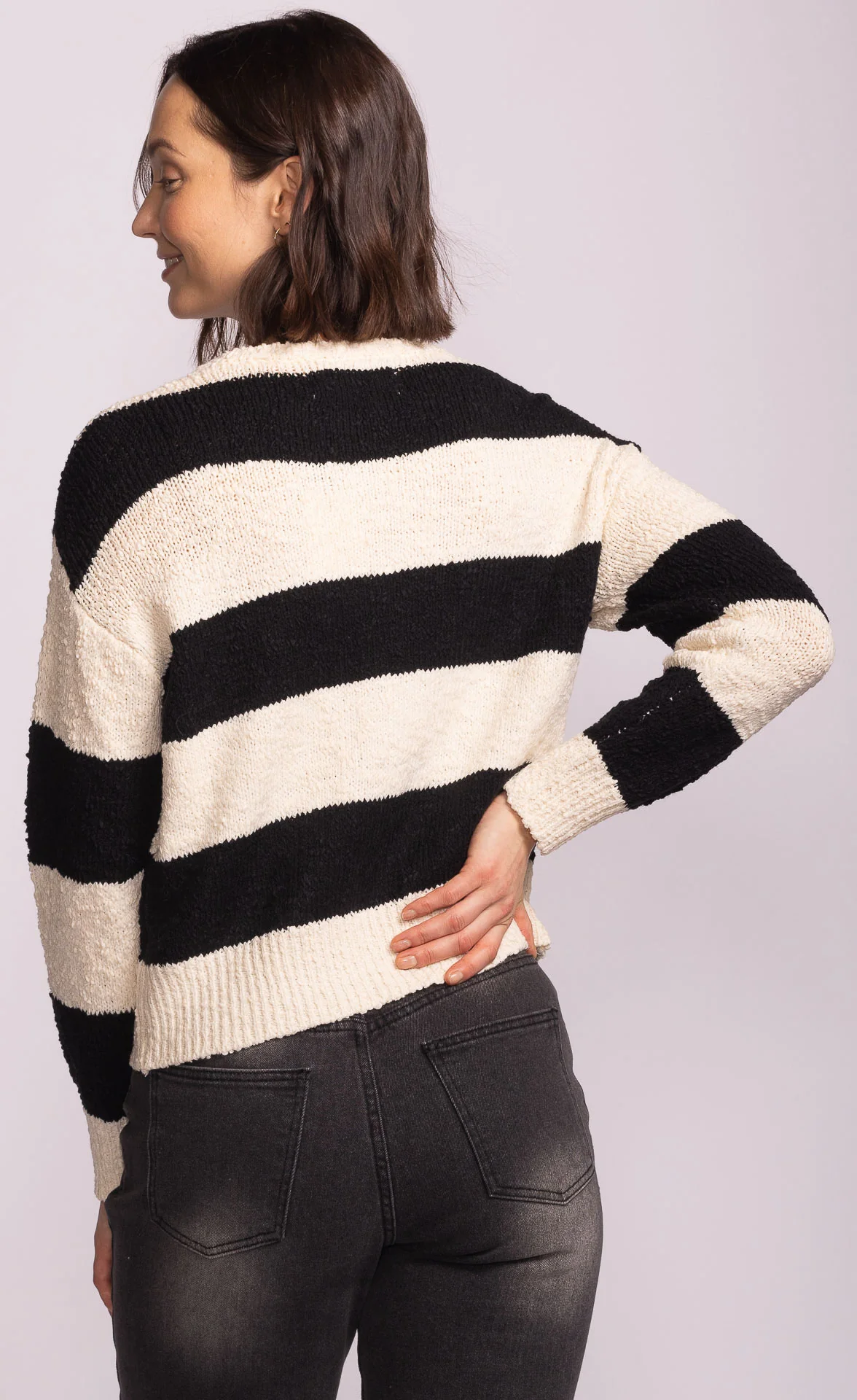 Glynn Sweater Black - Image 5