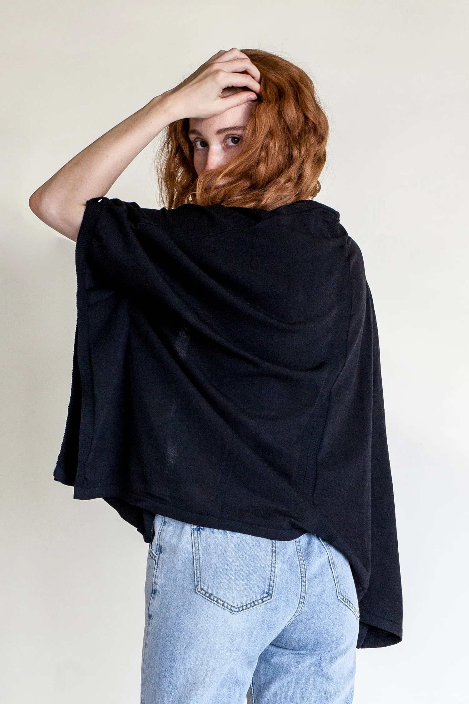 Mia Cardi Black - Image 2