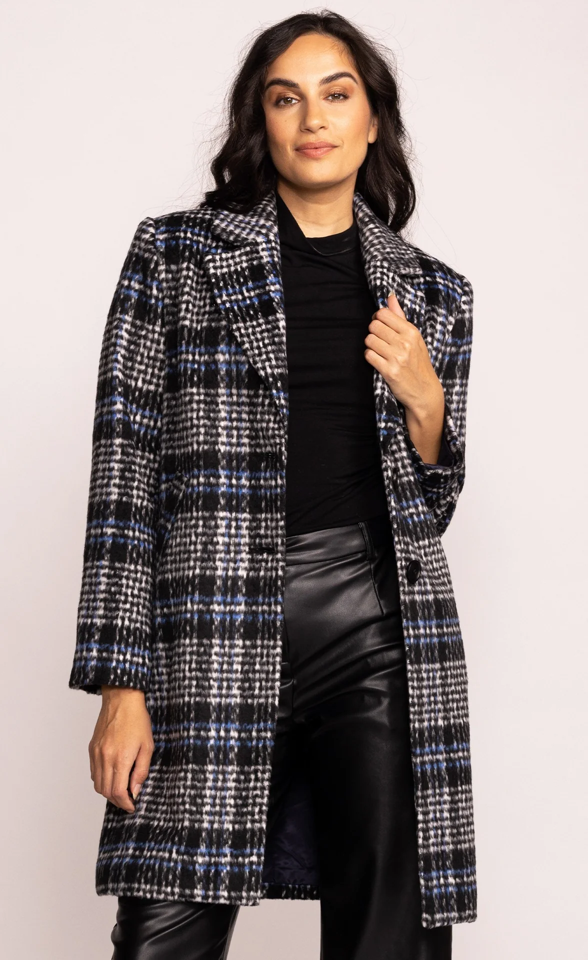 The Dana Coat Black - Image 4