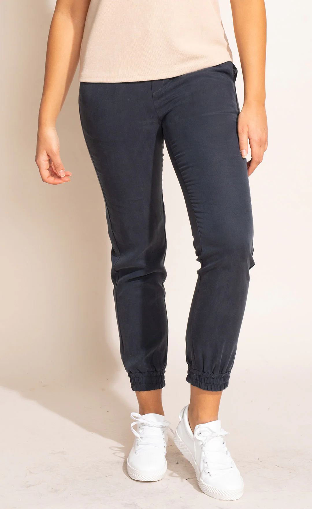The Regina Pants - Image 4