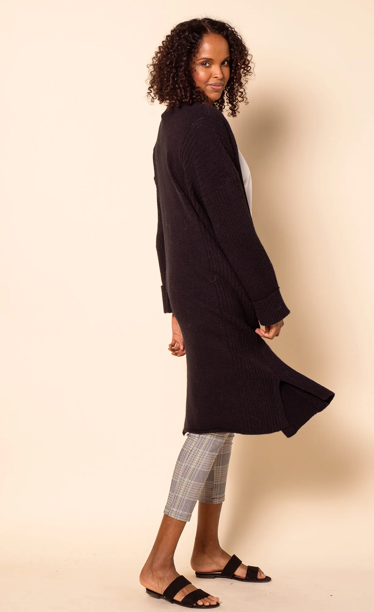 The River Cardigan - Black - Image 3