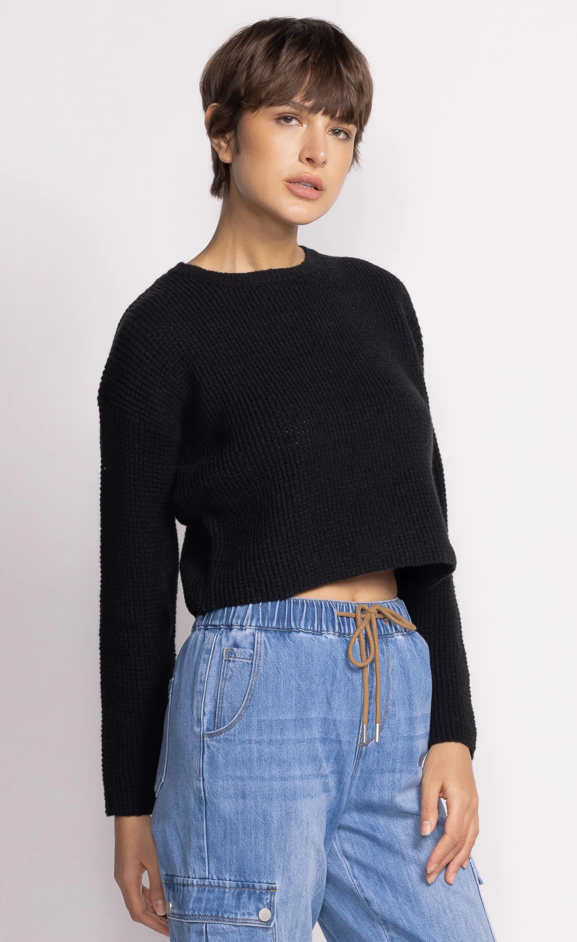 Tobi Sweater - Black - Image 4