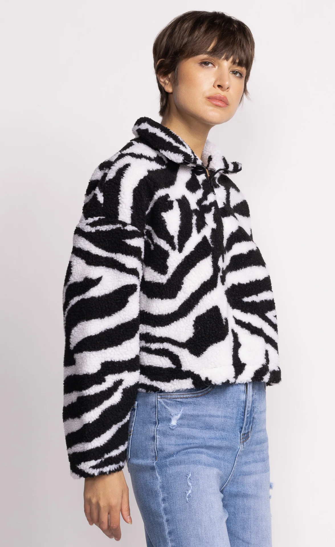 Trista Sweater - Black and White - Image 5