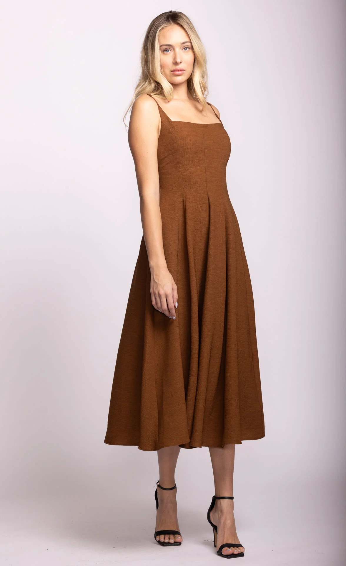 Willa Dress Brown - Image 4